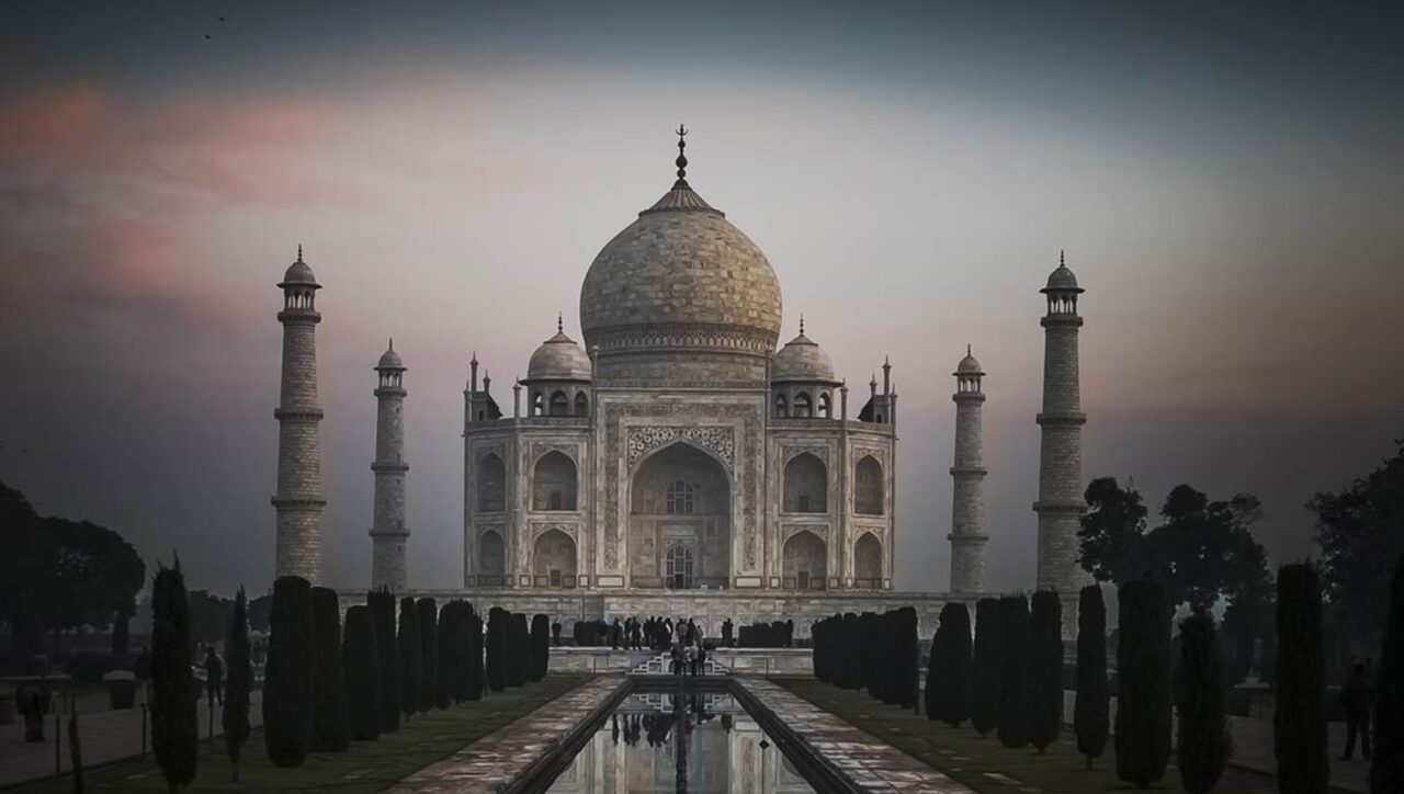 Taj Mahal Sunrise Tour - Emperor holidays