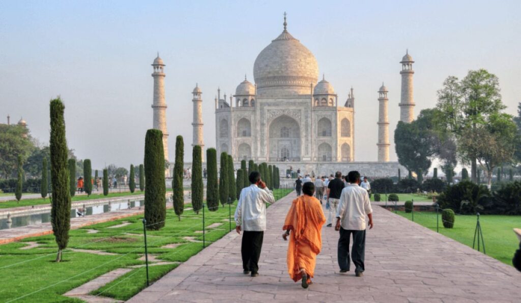 Agra Cantt to Taj Mahal Distance – Complete Traveller’s Guide