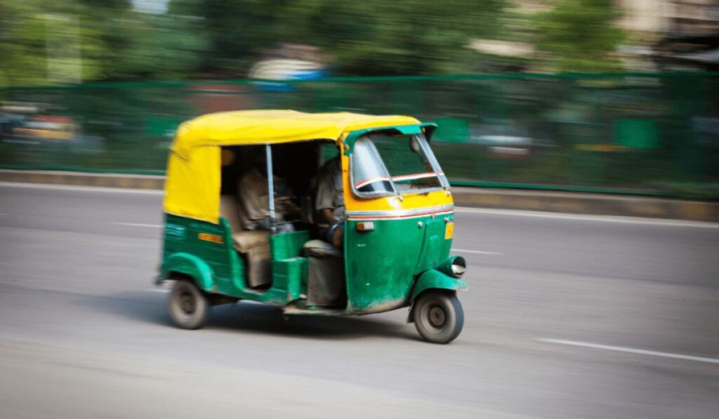 Agra Cantt to Taj Mahal Distance – Complete Traveller’s Guide